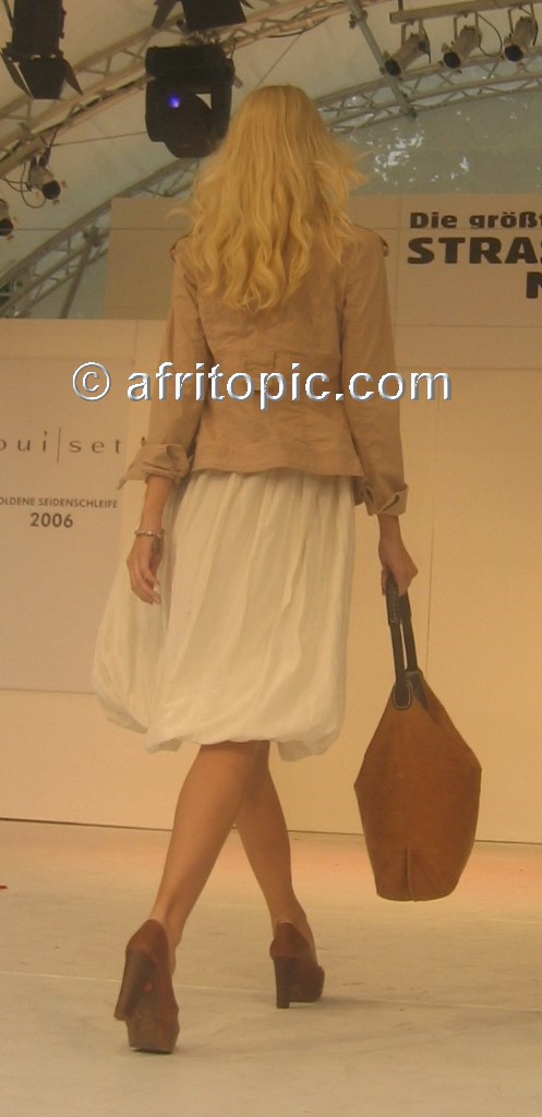 ../Images/krefash3 068b.jpg